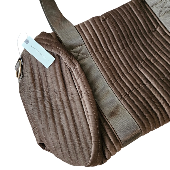 Anthropologie Ribbed Velvet Duffel Bag - Picture 5 of 7